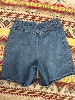 chic Medium Blue High-Waist Denim Shorts